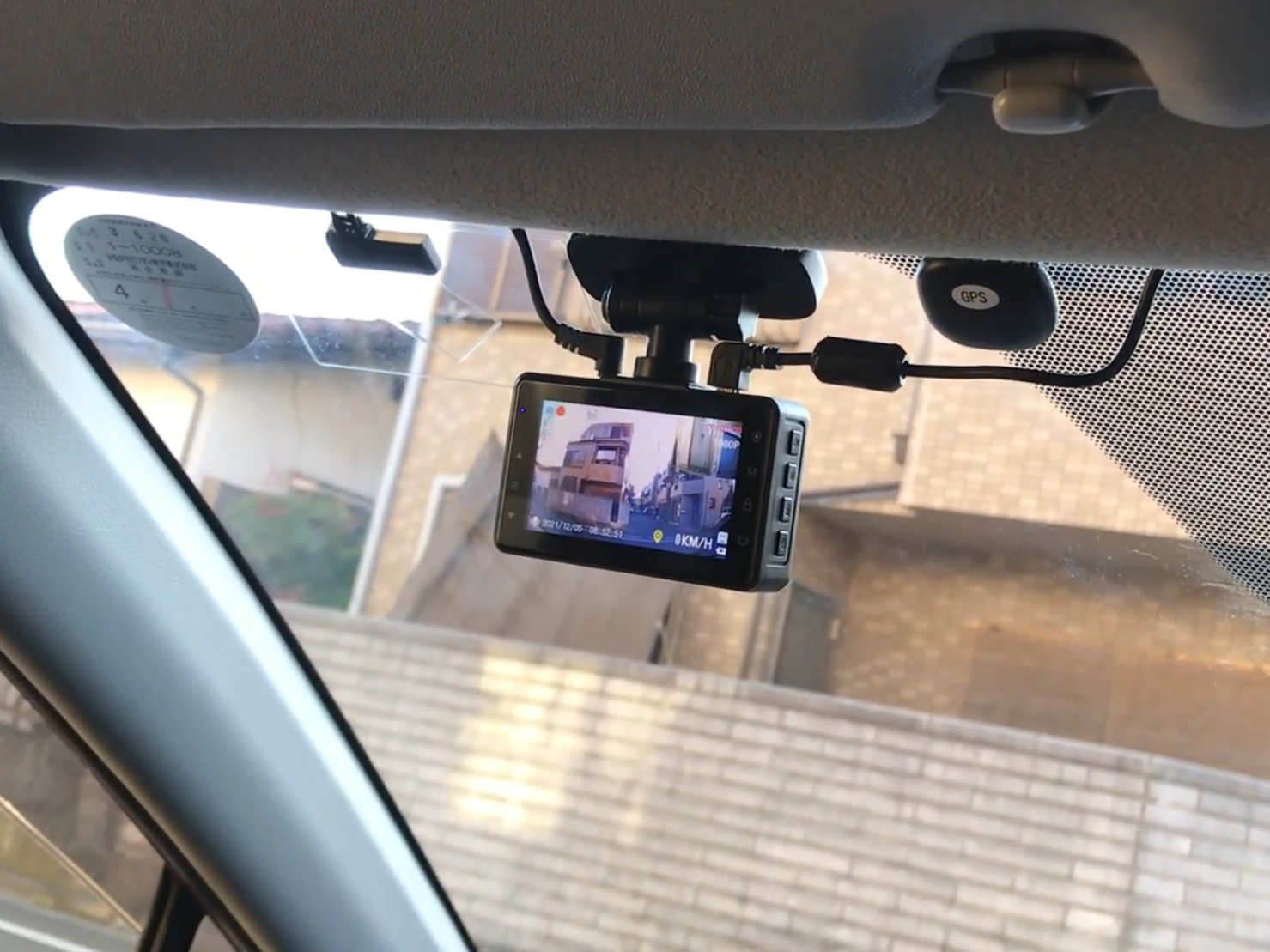 Why Flip Dashcams Are A Practical Choice for Every Driver?